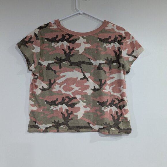 Rebel Rogue Camo Print Crop Tee with Asymmetrical Collar Pink Beige Size Large - Picture 3 of 4
